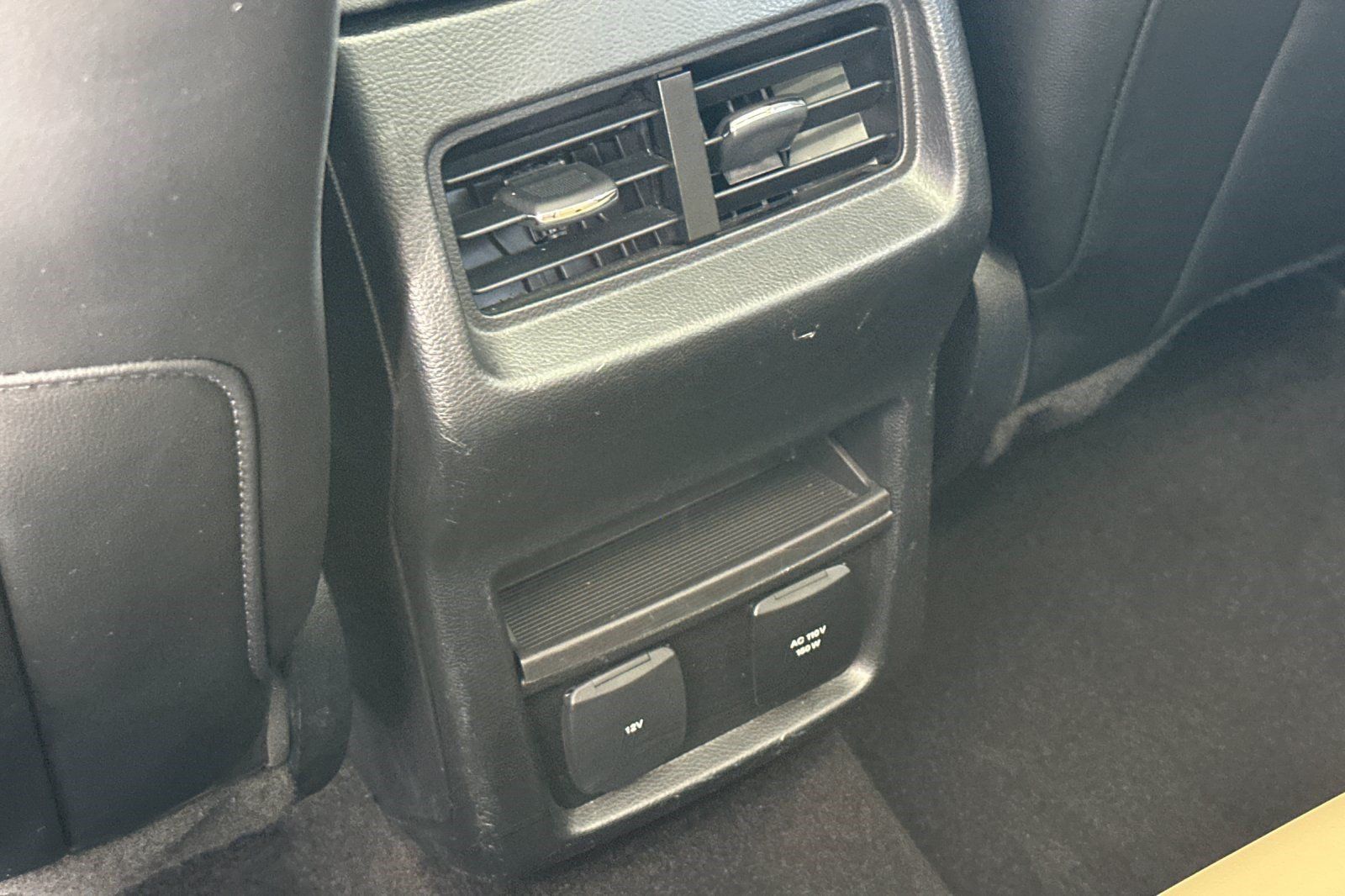Used 2020 Ford Edge SEL w/ Convenience Package FWD image 16