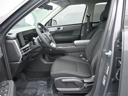 New 2026 Hyundai Santa Fe SE image 11