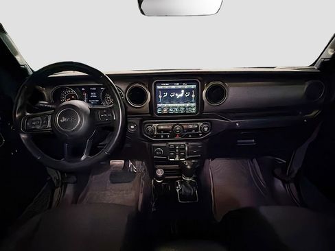 Used 2021 Jeep Gladiator Sport image 17