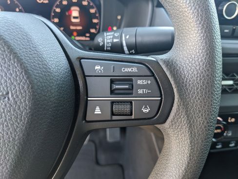 Used 2023 Honda Accord EX image 38