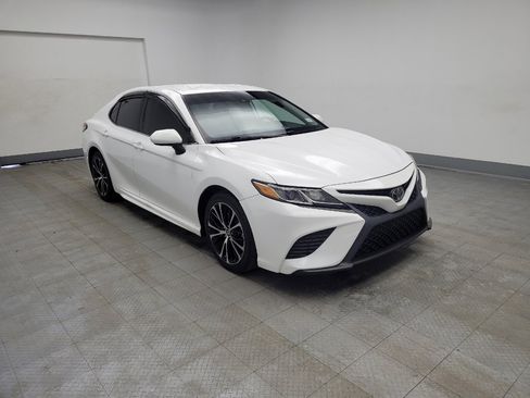 Used 2019 Toyota Camry SE image 13