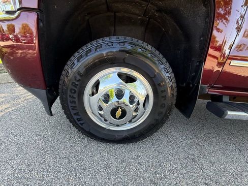 Used 2017 Chevrolet Silverado 3500 High Country w/ Duramax Plus Package AWD/4WD image 31