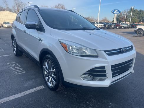 Used 2014 Ford Escape SE w/ SE Chrome Package image 7