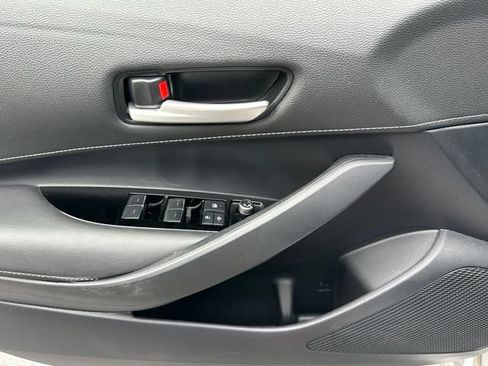 Used 2019 Toyota Corolla SE FWD image 15