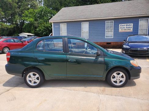 Used 2002 Toyota Echo Sedan FWD image 4