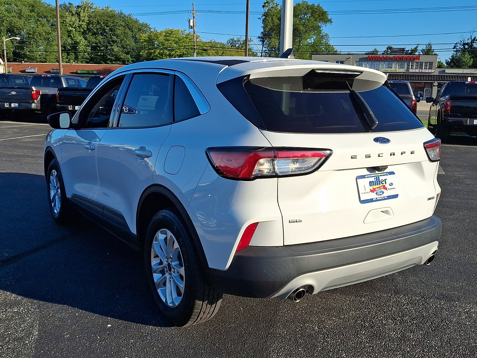 Certified 2022 Ford Escape SE AWD/4WD image 4