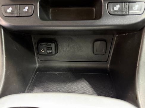 Used 2022 Chevrolet Colorado ZR2 w/ LPO, Power Package image 14