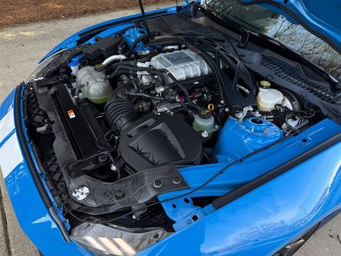 Used 2022 Ford Mustang Shelby GT500 w/ Carbon Fiber Track Pack image 70