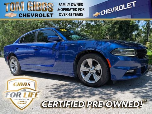 Used 2018 Dodge Charger SXT Plus RWD image 1