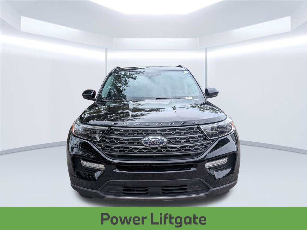 Used 2023 Ford Explorer XLT w/ Equipment Group 202A AWD/4WD image 11