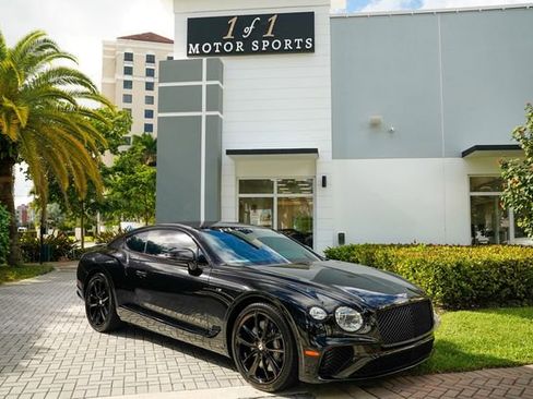 Used 2020 Bentley Continental GT V8 image 92
