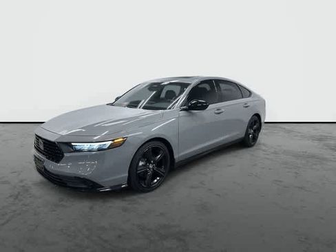 Used 2025 Honda Accord Sport image 8