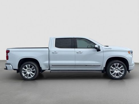 New 2026 Chevrolet Silverado 1500 High Country AWD/4WD image 7