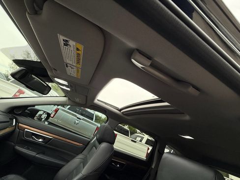 Used 2020 Honda CR-V Touring image 31