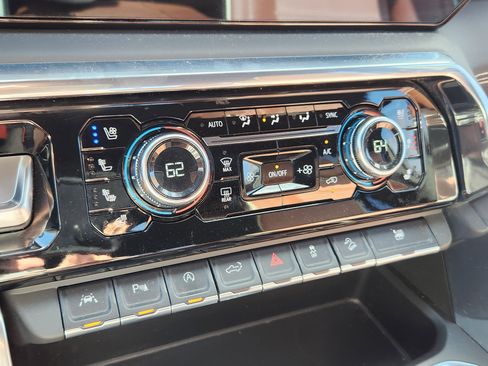 Used 2024 GMC Sierra 1500 Denali Ultimate image 22