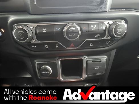 Used 2022 Jeep Wrangler Unlimited Sport w/ Xtreme Recon 35" Tire Package image 14