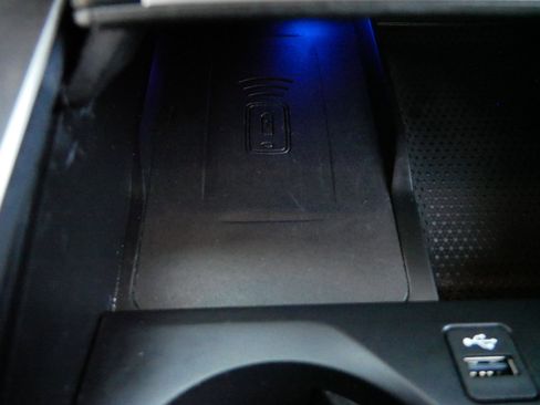 Used 2023 BMW X5 xDrive40i w/ Premium Package image 29