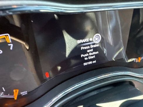 Used 2020 Jeep Grand Cherokee Limited RWD image 11