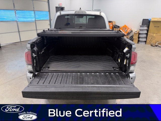 Used 2022 Toyota Tacoma Limited AWD/4WD image 7