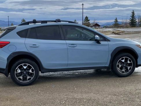 Used 2019 Subaru Crosstrek 2.0i Premium image 2