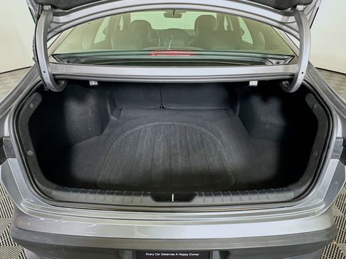 Used 2025 Kia K4 LXS image 27