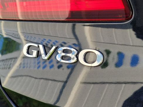 Used 2025 Genesis GV80 2.5T Prestige AWD/4WD image 12