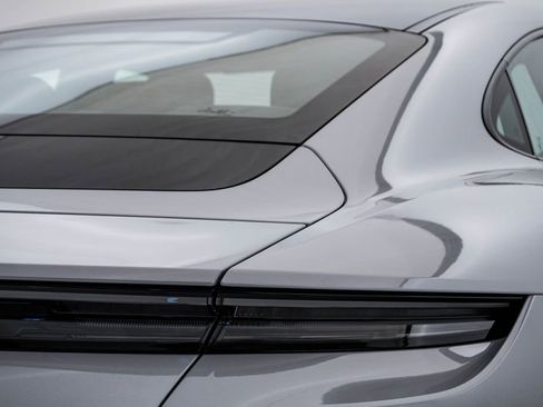 New 2026 Porsche Taycan image 12