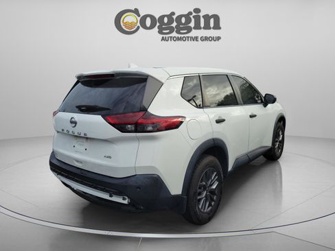 Used 2021 Nissan Rogue S AWD/4WD image 5