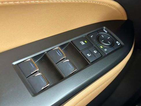 Used 2023 Lexus NX 350 AWD image 36