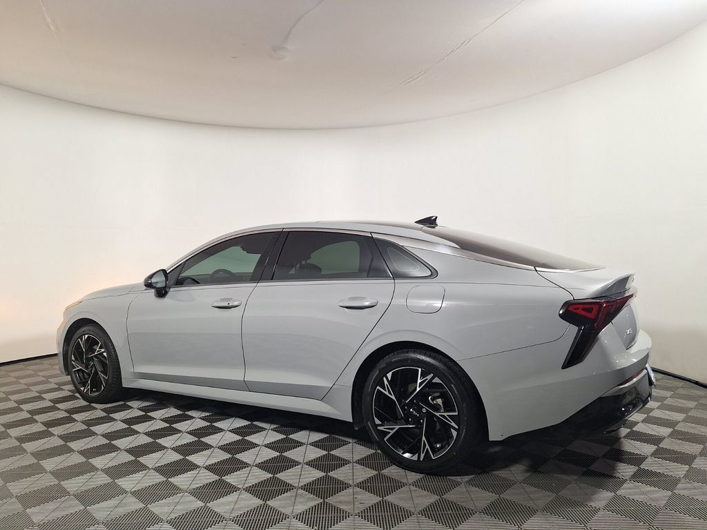 Used 2025 Kia K5 GT-Line w/ GT-Line Premium Package FWD image 7