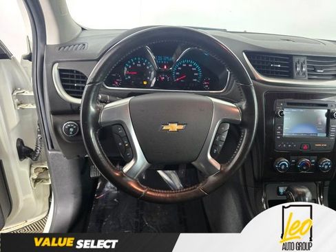 Used 2015 Chevrolet Traverse LT FWD image 11