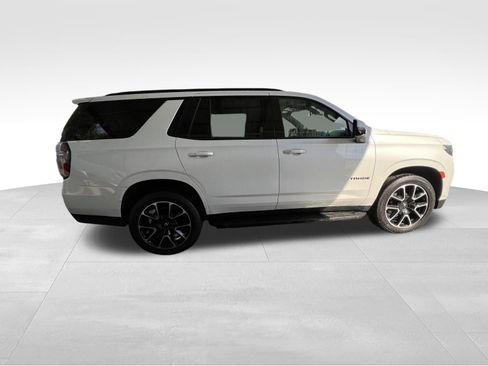 Used 2022 Chevrolet Tahoe RST w/ Luxury Package AWD/4WD image 4