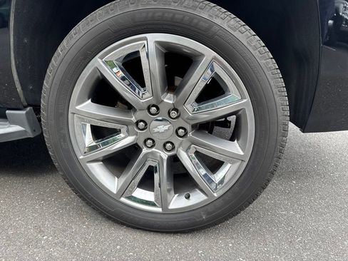 Used 2017 Chevrolet Tahoe LT AWD/4WD image 17