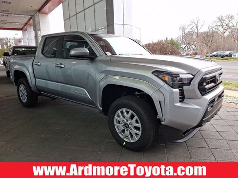 New 2026 Toyota Tacoma SR5 image 1