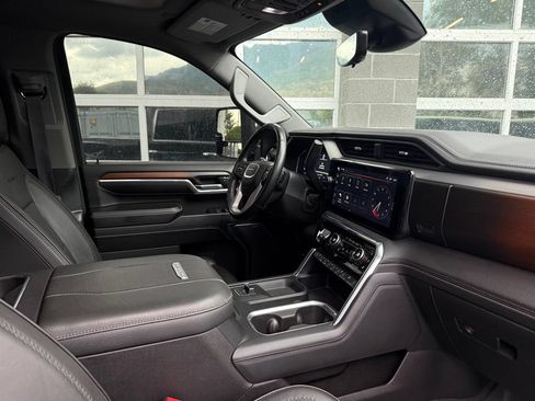 Used 2024 GMC Sierra 3500 Denali w/ Denali Reserve Package AWD/4WD image 53