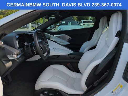 Used 2020 Chevrolet Corvette Stingray Preferred Cpe w/ 2LT Preferred Equipment Group RWD image 17