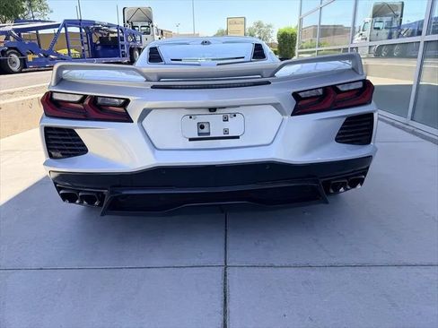 Used 2021 Chevrolet Corvette Stingray Premium Cpe w/ Z51 Performance Package RWD image 6