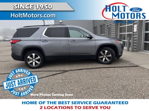 Used 2019 Chevrolet Traverse LT w/ LT Premium Package AWD/4WD image 1