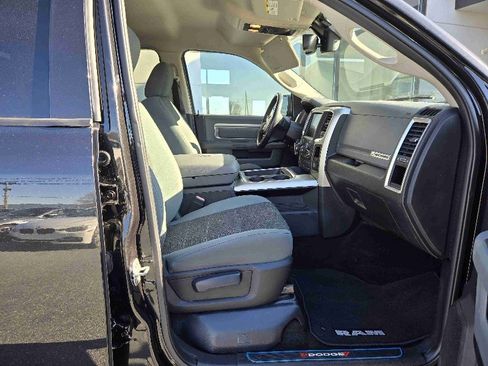 Used 2017 RAM 1500 Big Horn image 13