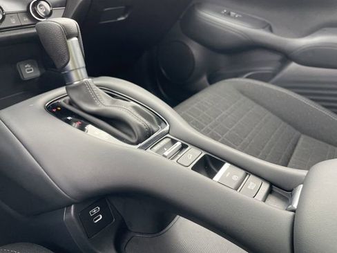 Certified 2025 Honda HR-V LX image 20