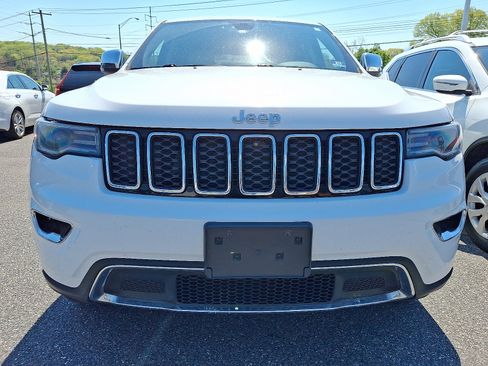 Used 2020 Jeep Grand Cherokee Limited w/ Premium Lighting Group AWD/4WD image 2