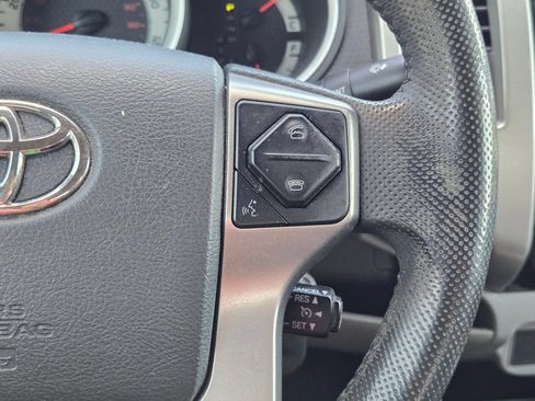 Used 2015 Toyota Tacoma PreRunner w/ TRD Sport Package RWD image 24