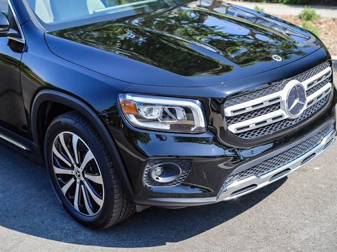 Used 2023 Mercedes-Benz GLB 250 image 9