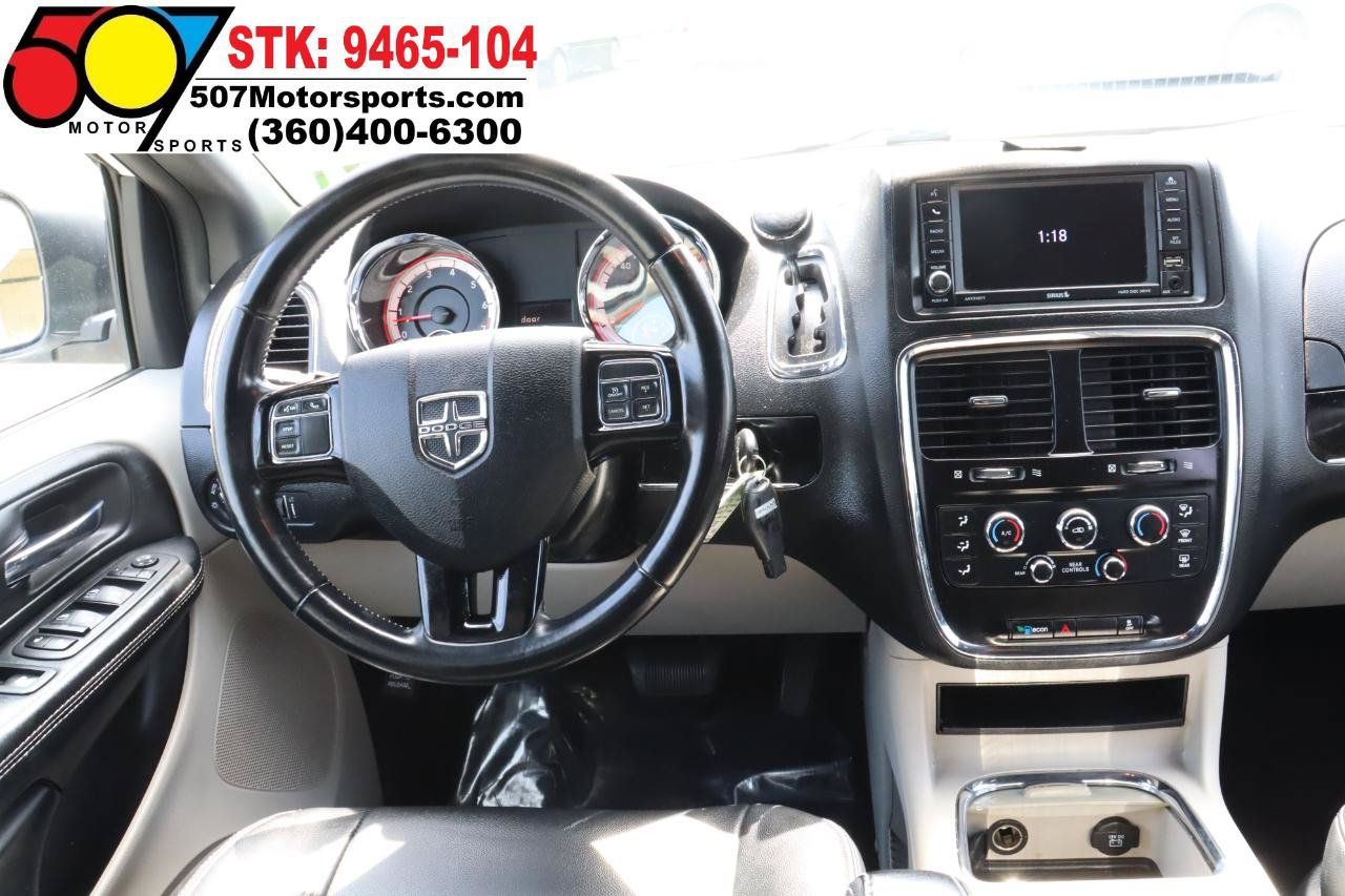 Used 2019 Dodge Grand Caravan SXT FWD image 18
