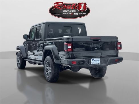 New 2026 Jeep Gladiator Sport image 4