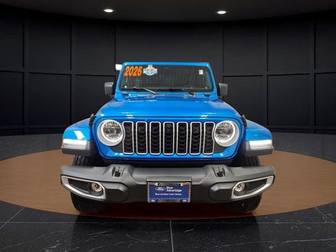 Used 2026 Jeep Wrangler Unlimited Sahara AWD/4WD image 2