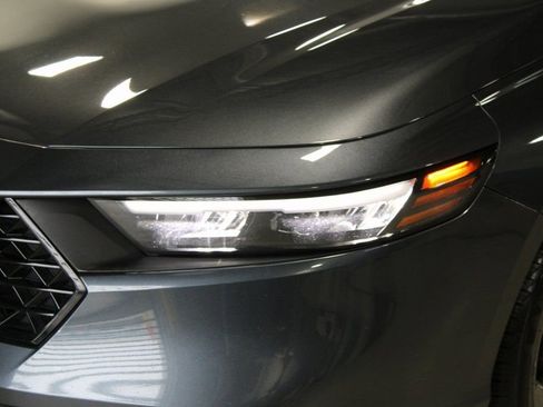 Used 2024 Honda Accord EX image 2