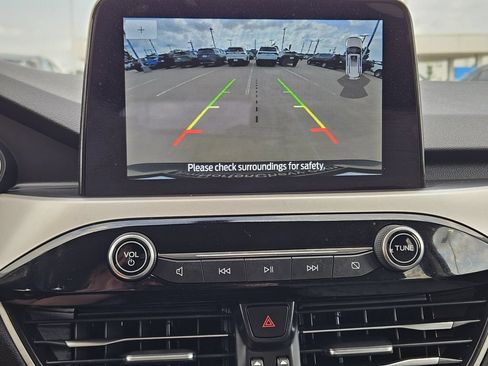 Used 2022 Ford Escape SE FWD image 23