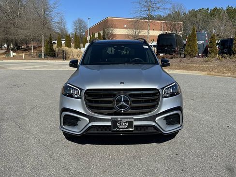 Certified 2025 Mercedes-Benz GLS 450 4MATIC image 3