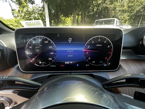 Used 2023 Mercedes-Benz C 300 Sedan image 20